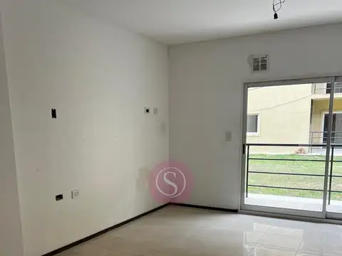 Departamento en Venta en Pilar Centro, USD 95.000