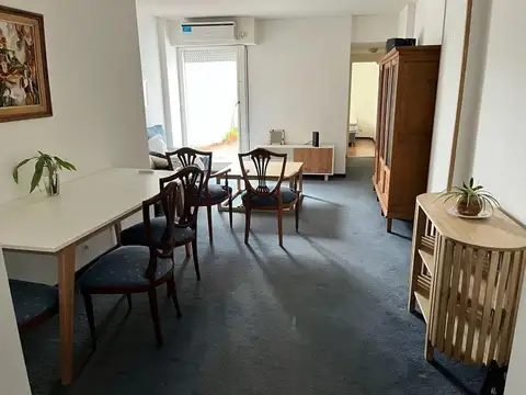 Julián Álvarez 2400, Piso 1°
