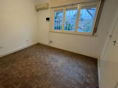 Depto Tipo Casa en Alquiler en Olivos, $ 1.200.000