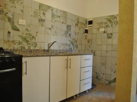 Depto Tipo Casa en Venta 50 años