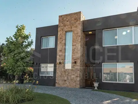 Casa en venta Los Naranjos - Gran oportunidad!