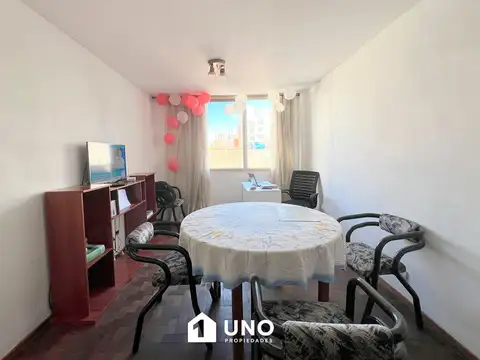 Italia 300, Piso 04