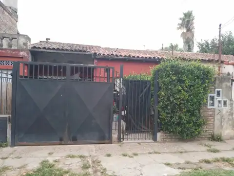 Depto Tipo Casa en Venta 40 años