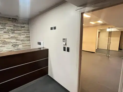 Oficina Monoambiente con 2 baños