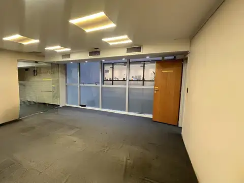 Oficina en Alquiler al Suroeste