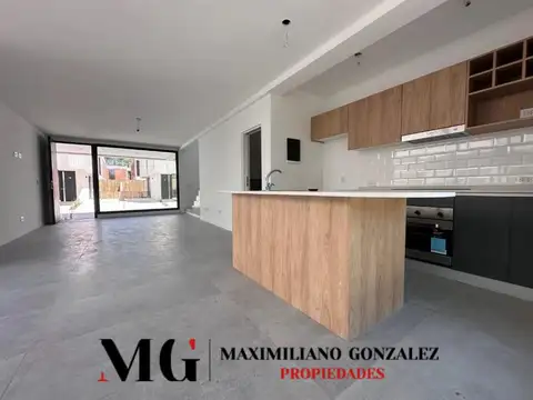 Departamento 4 ambientes con 2 baños