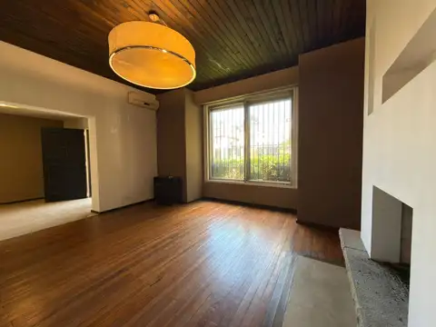 Casa en Alquiler en Olivos Vias/Maipu, USD 3.000