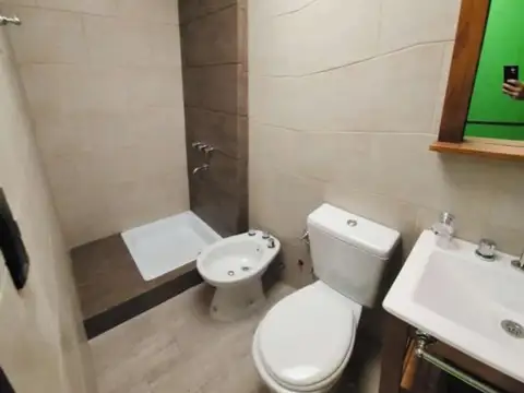 Depto Tipo Casa en Venta con 1 cocheras