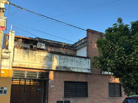 Venta de PH de 3 ambientes.