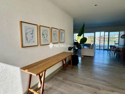 CASA EN ALQUILER A LA LAGUNA CON 4 DORMITORIOS EN SUITE EN BARBARITA