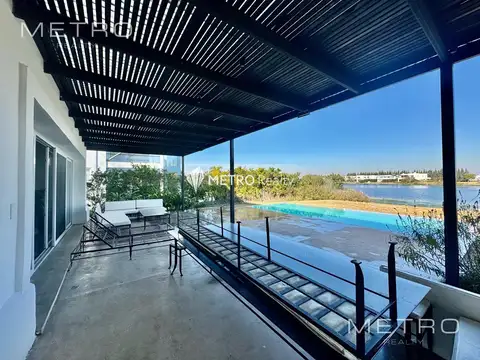 CASA EN ALQUILER A LA LAGUNA CON 4 DORMITORIOS EN SUITE EN BARBARITA