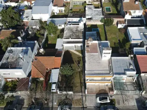 Depto Tipo Casa en Venta de 2 ambientes