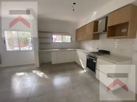 Casa en Venta en La Lucila-Vias/Maipu, USD 270.000