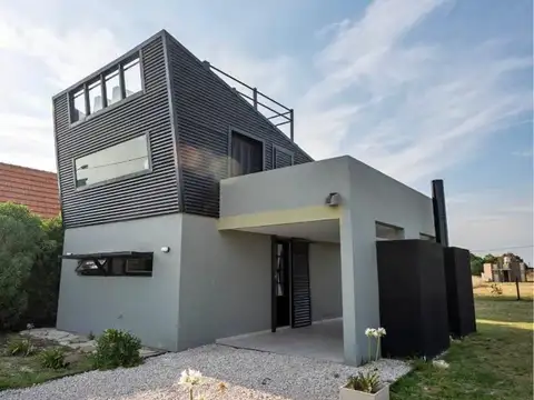 Casa de 2 ambientes con vista al mar, el marquesado