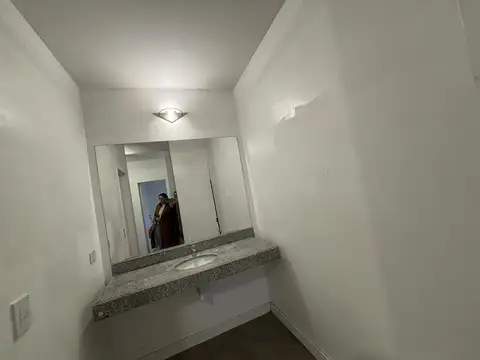 Departamento en Venta con 1 cochera