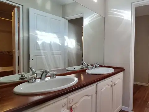Depto Tipo Casa en Venta 16 años