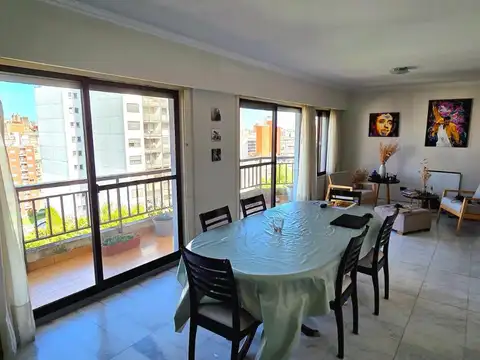 Departamento en Venta de 6 ambientes