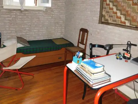 Depto Tipo Casa en Venta 100 años