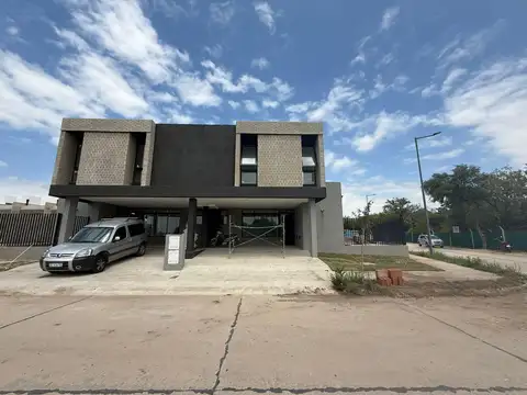 Duplex en Campo Chico