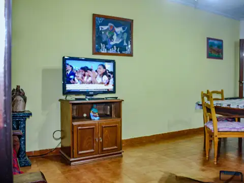 Depto Tipo Casa en Venta en Constitucion, USD 110.000