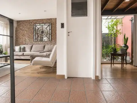 Depto Tipo Casa en Venta de 5 ambientes