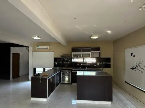 Casa en Venta en Francisco Alvarez, USD 90.000