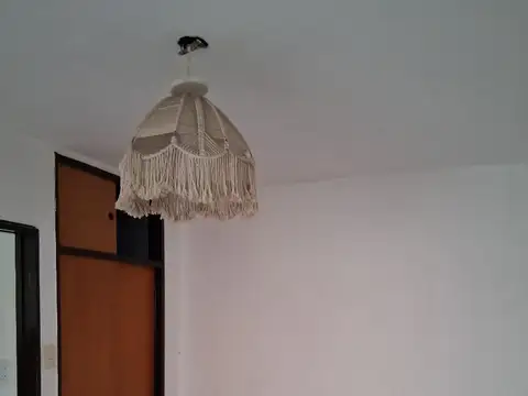 Depto Tipo Casa en Alquiler en Olivos, $ 600.000