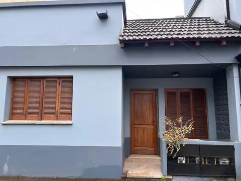 CASA EN ALQUILER , ZONA UNIVERSIDAD DE LUJAN
