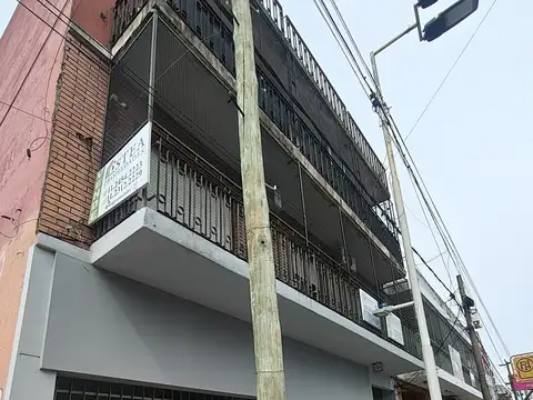 Departamento en Venta en Luis Guillon, USD 165.000