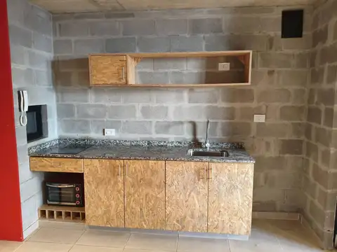 Departamento en Alquiler en Luis Agote, $ 300.000