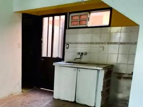 Depto Tipo Casa 4 ambientes con 2 baños