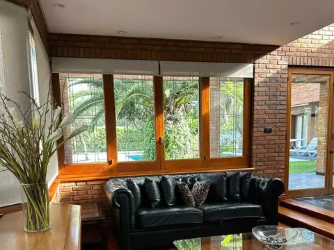 CASA EN VENTA4 HABITACIONES BARRIO CLUB EL CARMEN