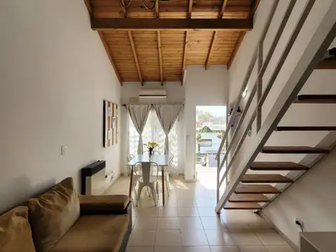 VENTA DOS AMBIENTES CON ENTREPISO - MUÑIZ -