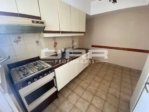 HERMOSO DEPARTAMENTO 4 AMBIENTES CON GRAN BALCON ATERRAZADO!