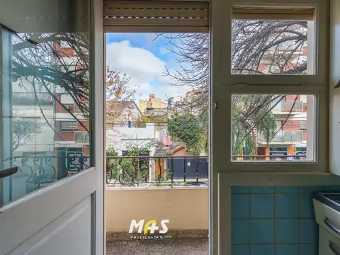 Depto Tipo Casa en Alquiler 50 años