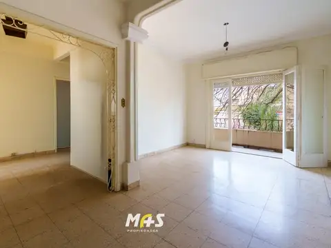 Alquiler PH 3 Ambientes al Frente con Patio y Parrilla Sin Expensas