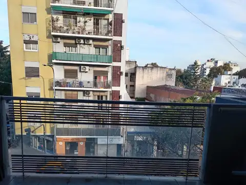 Departamento 2 Ambientes en Alquiler  Balcón Aterrazado