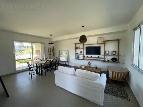 Casa 4 ambientes , 3 dormitorios en DECS Tortugas – Jardín, parrilla y amenities – Ideal familia