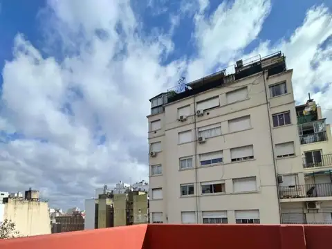 Oportunidad! Piso de 3 amb en Congreso con balcon terraza