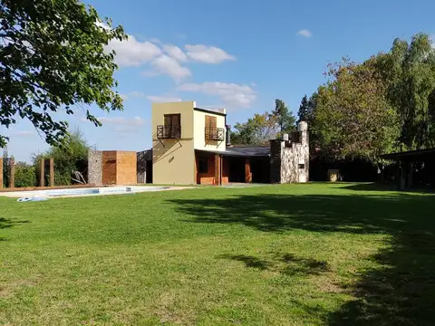 Quinta en Venta de 2 dormitorios