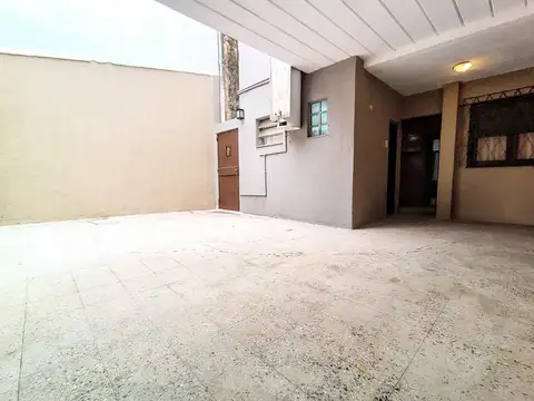 Depto Tipo Casa 3 ambientes con 1 baño