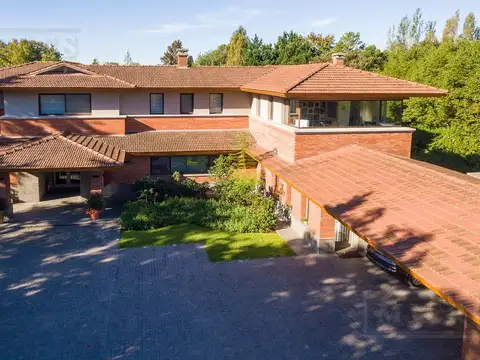 Casa en Venta de 5 dormitorios