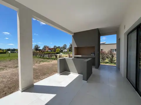 Casa Venta Barrio Monet Los Cardales -Financia