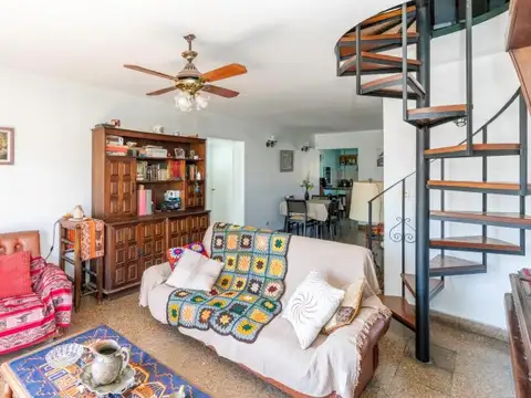 PH en venta de 4 ambientes en Victoria, San Fernando