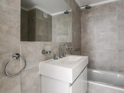 Departamento en Alquiler en Abasto, $ 450.000