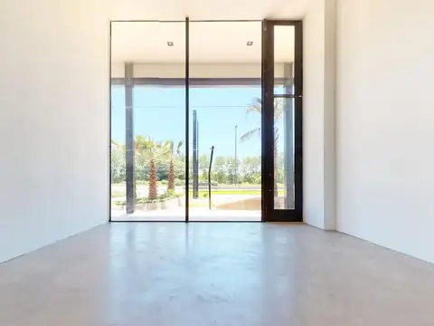 Local en Venta en Manuel B Gonnet, USD 340.000