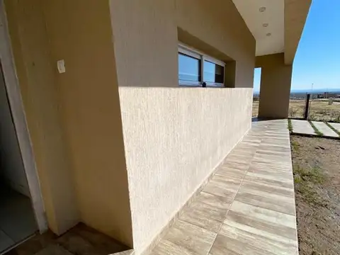 Casa en Alquiler al Norte
