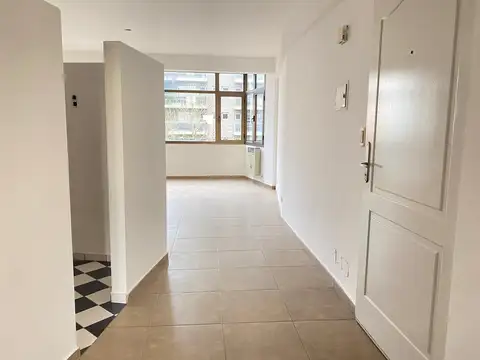 Departamento en  alquiler de 3 ambientes con cochera