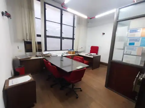 Avenida Valentín Alsina 900, Piso 2°