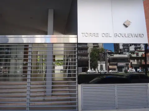 En Piso Alto. Vigil 24 hs, 2 Piscinas Climatiz. SUM, Gym, Jacuzzi, Sauna, Parque,Spa.